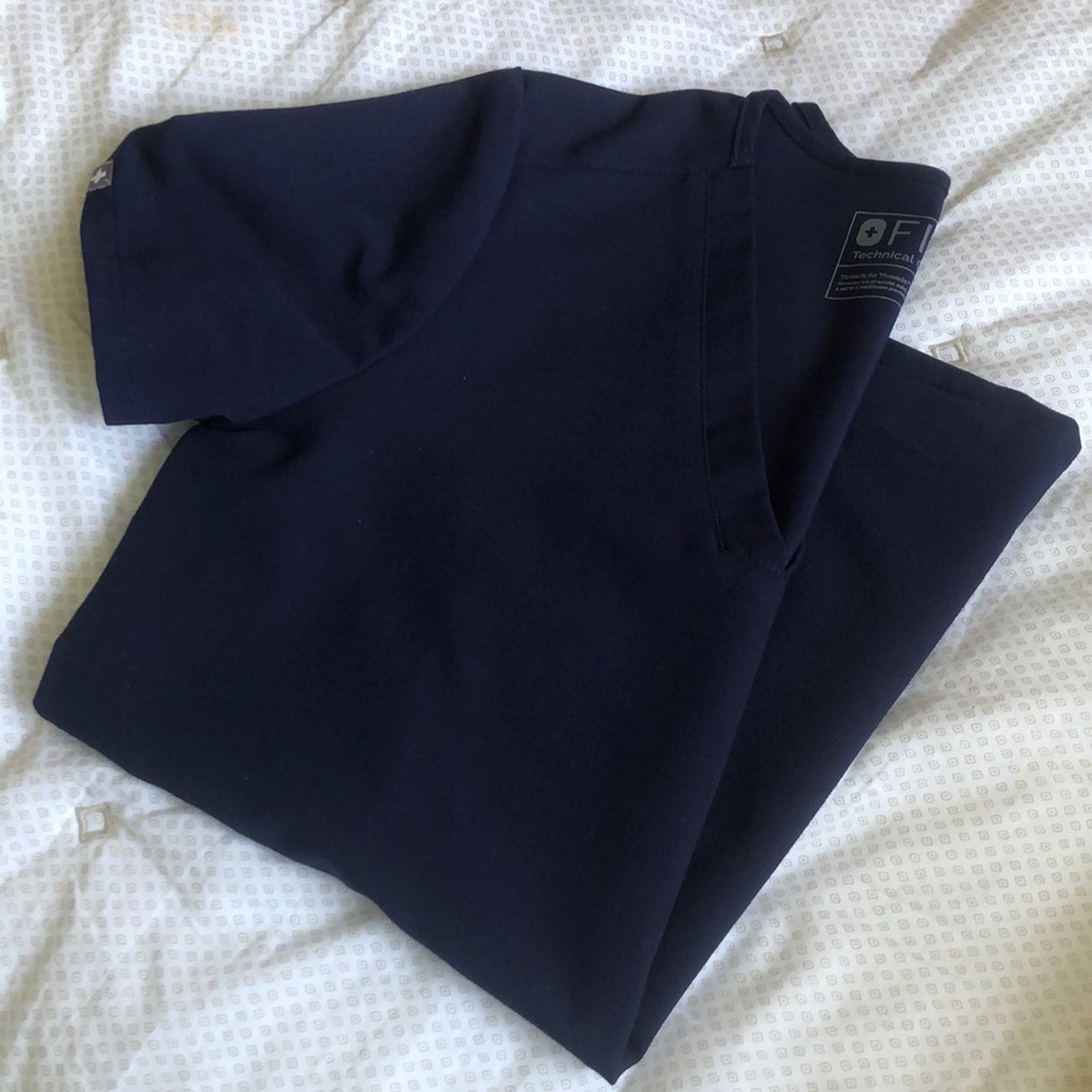 Women’s Figs Scrub Top- Navy